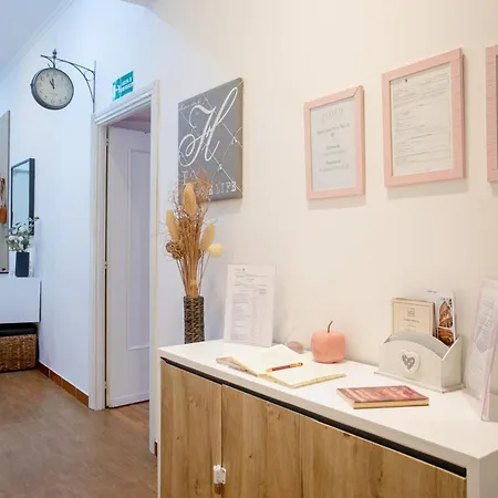 Florje House Daire Roma